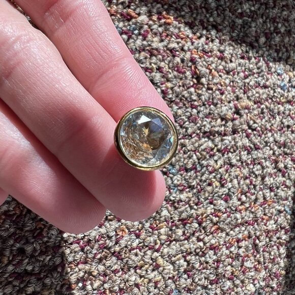 Michael Kors medium gold tone crystal stud earrings shiny bling bright - Picture 2 of 4